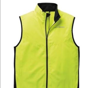 Men’s Brooks running vest